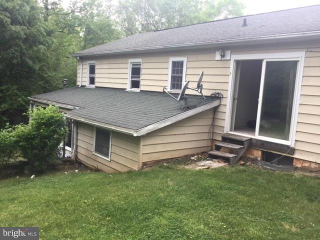 17105 John Marshall Hwy, Broad Run, VA 20137 - photo 1