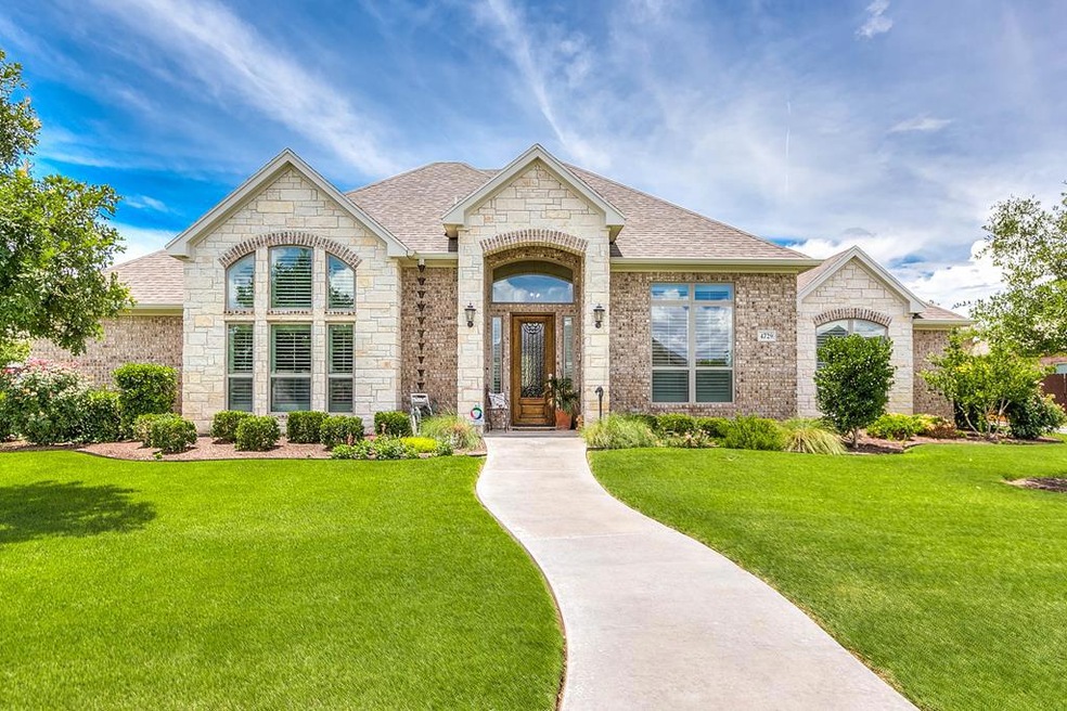 4729 Shadow Creek Dr, San Angelo, TX 76904 - photo 1