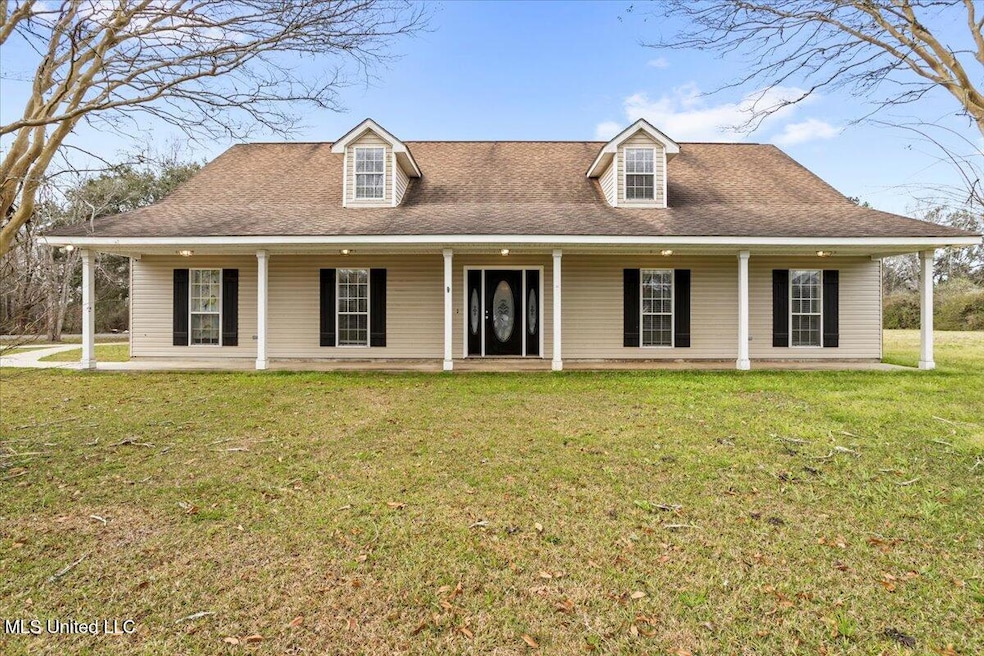 10 Pin Oak Ct, Picayune, MS 39466 - photo 1