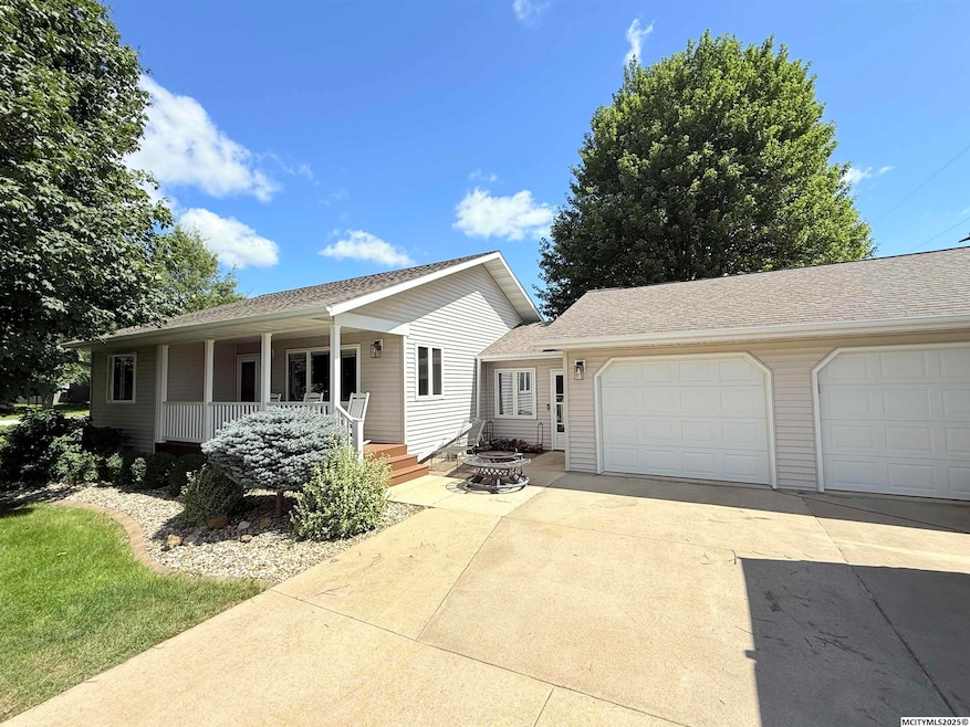 For Sale $299,000 • Co-Listing Agent