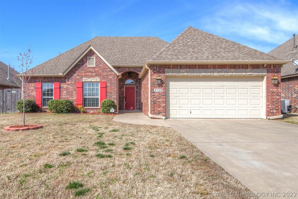 Beautiful full brick home in desirable Stonegate n