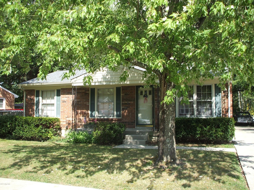 9311 Pagoda Dr, Louisville, KY 40229 - photo 1