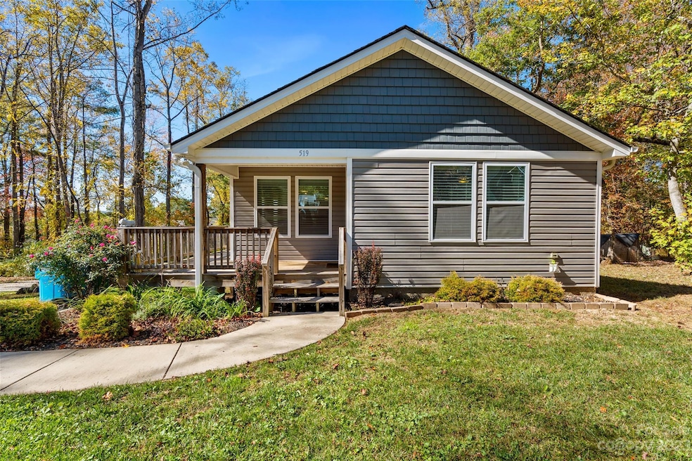 519 Onteora Blvd, Asheville, NC 28803 - photo 1