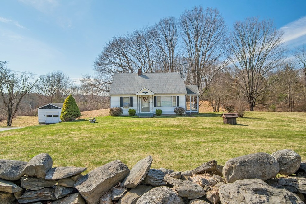 228 Paine District Rd, Woodstock, CT 06281 - photo 1