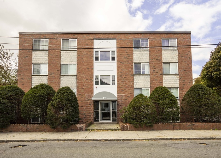 12 Woodland St unit 25, Everett, MA 02149 - photo 1