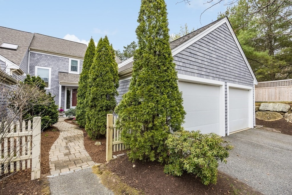 8 Sampson Common, Plymouth, MA 02360 - photo 1