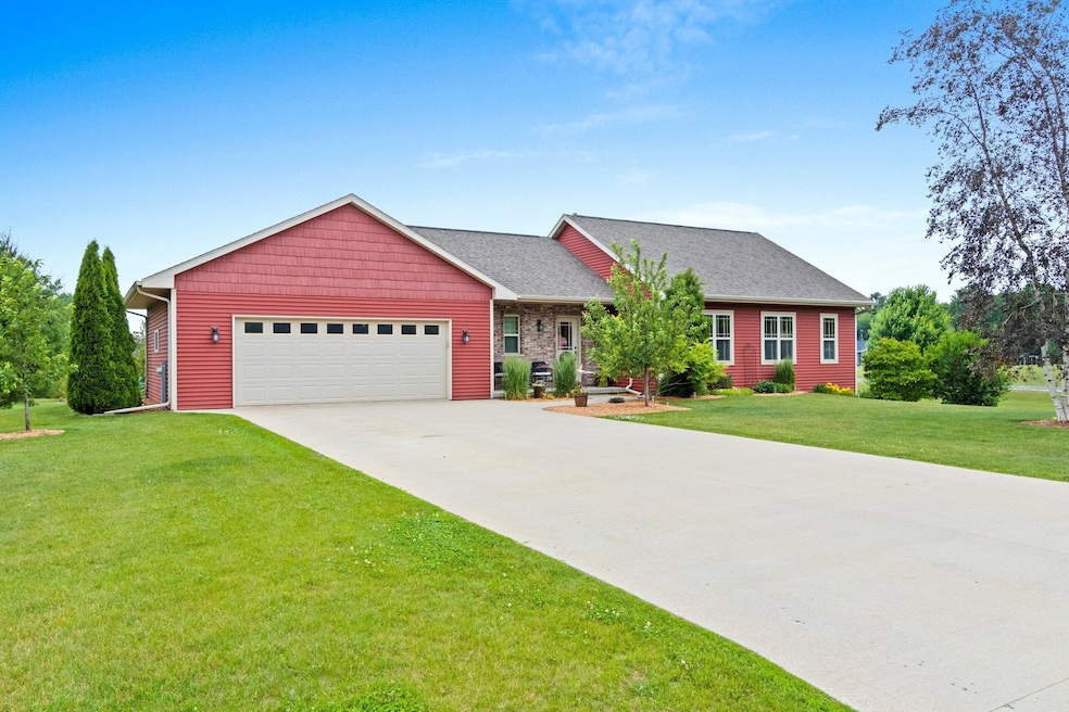 Pending $379,900