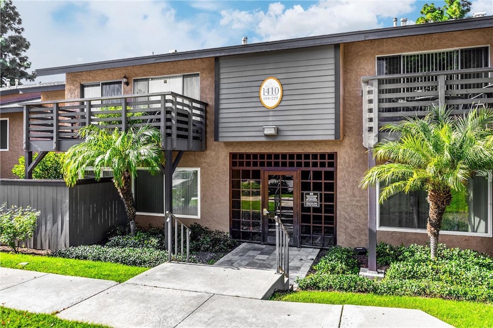 For Sale $425,000 • Co-Listing Agent