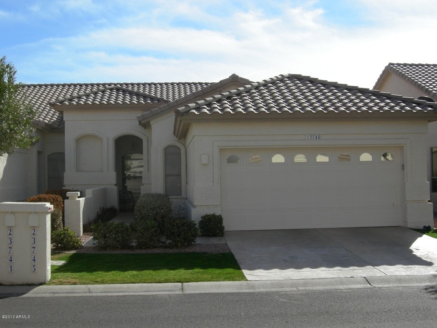 1781 sqft 2 Bedroom/2 Bathroom + Den