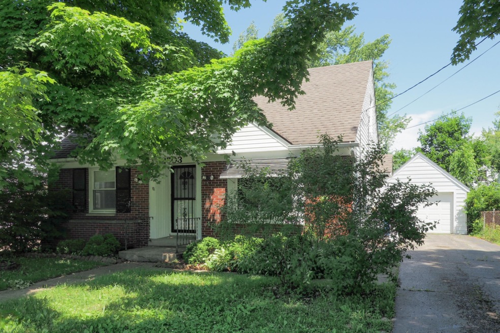 2503 East Main St-101