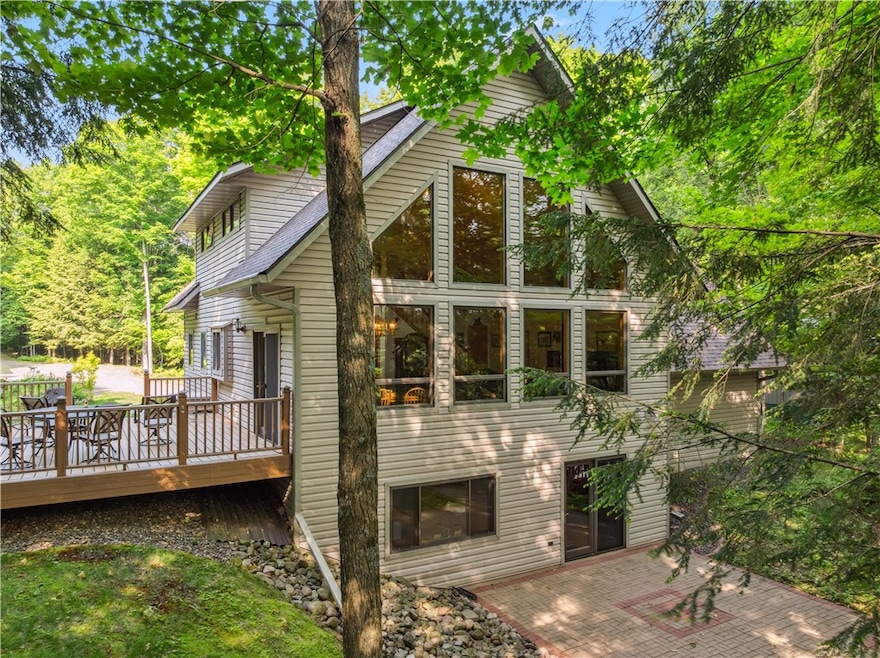 Chalet home with beautiful river views
