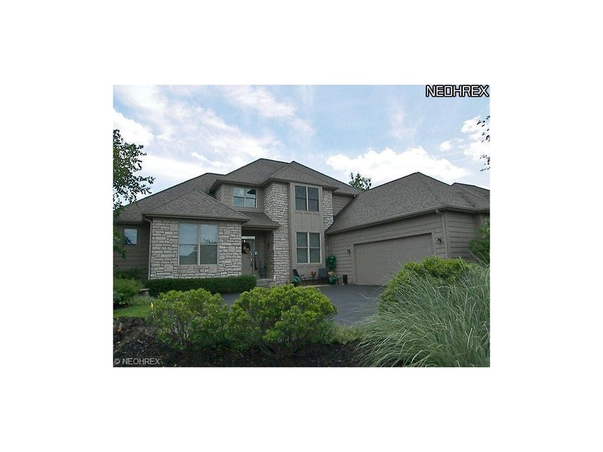 Welcome to this very pretty 3 bedroom, 2.1 bath cl
