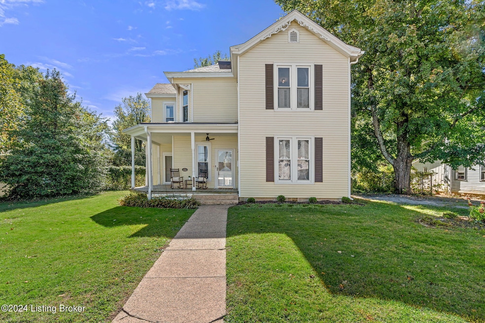 309 W Madison St (41 of 57)