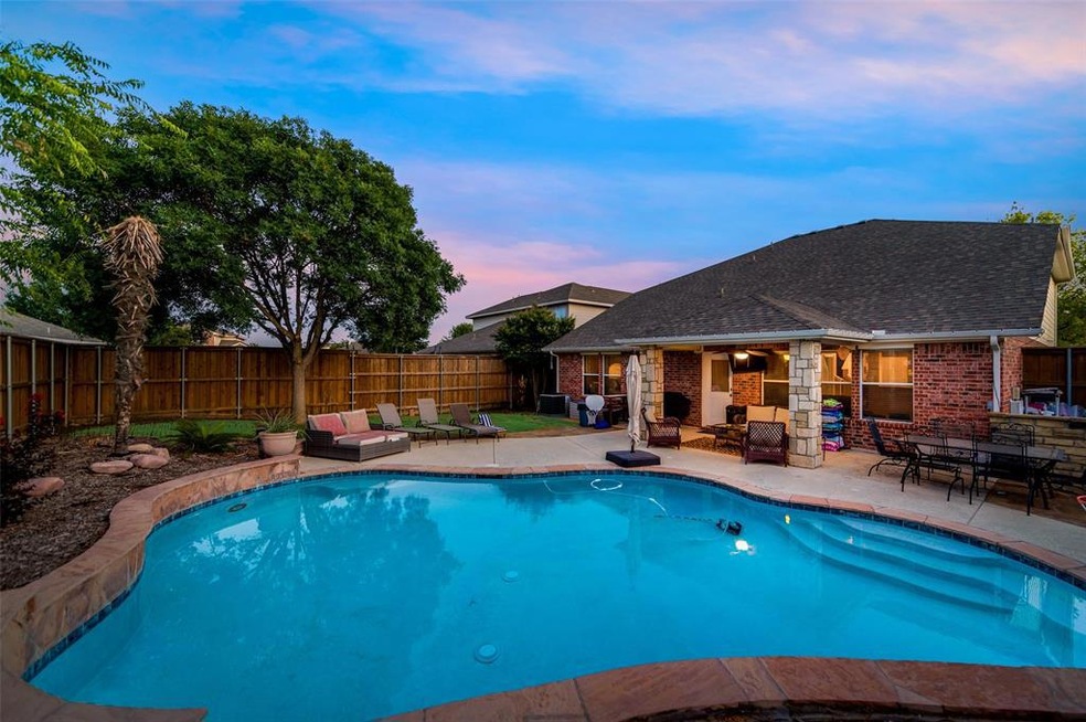 406 Oxford Dr, Wylie, TX 75098 - photo 1