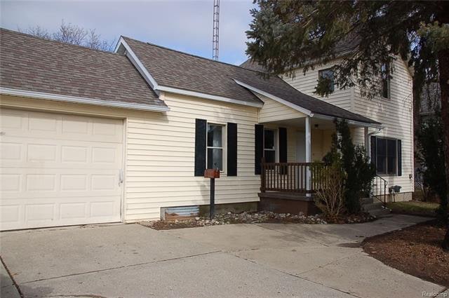 311 E Flint St, Davison, MI 48423 - photo 1