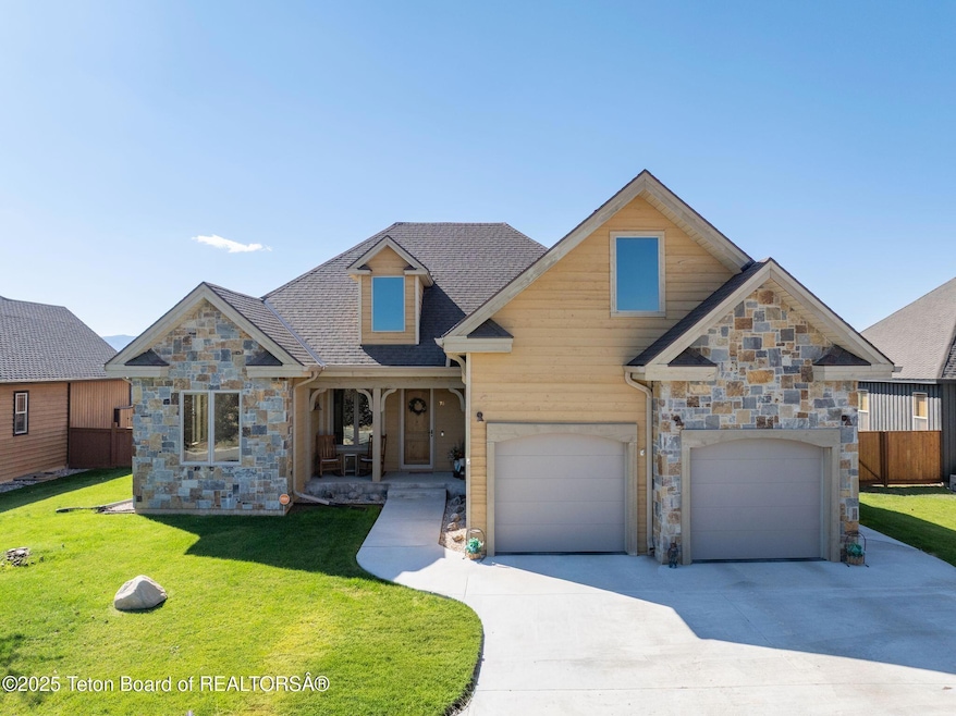 70 Baywood Dr, Driggs, ID 83422 - photo 1