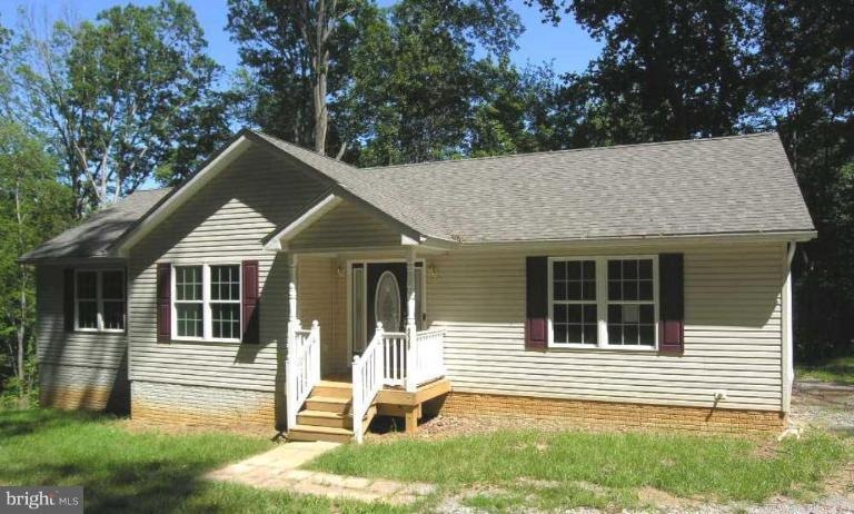 335 Shenandoah River Dr, Harpers Ferry, WV 25425 - photo 1