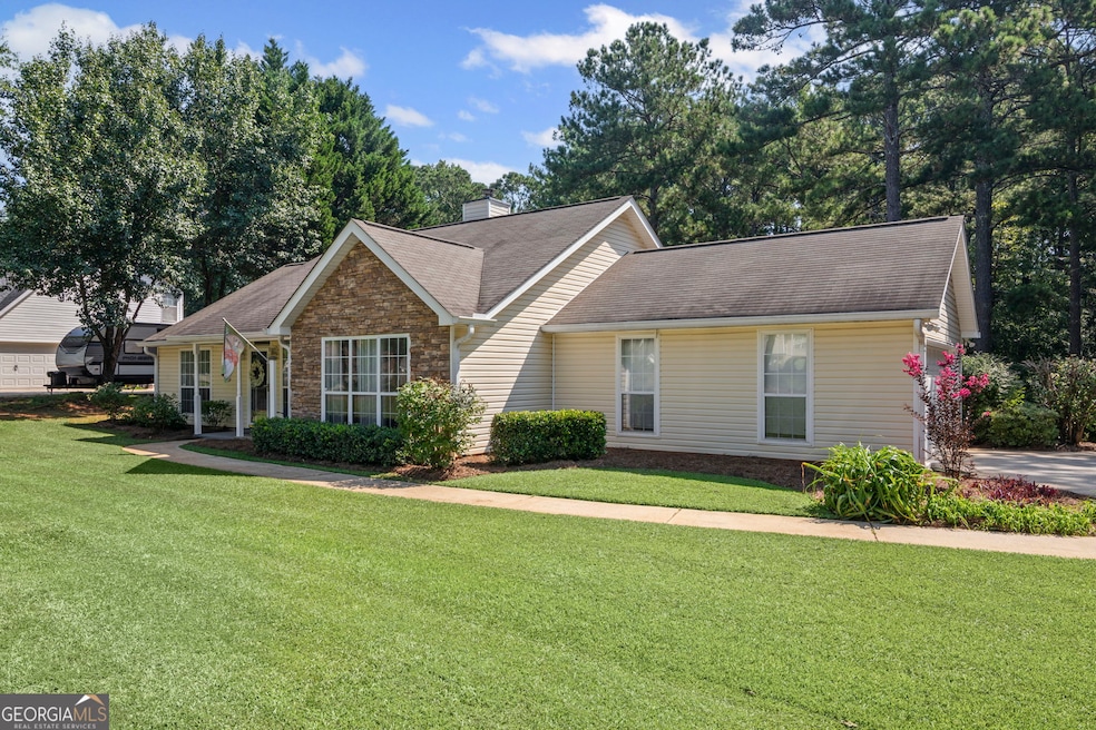 291 Lora Smith Rd, Newnan, GA 30265 - photo 1