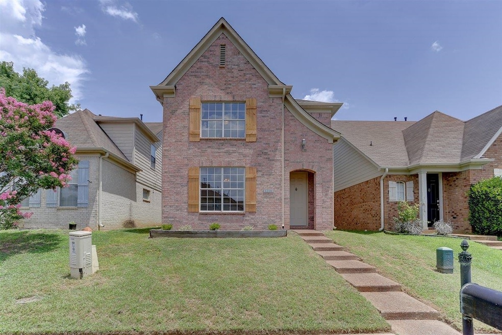 1258 Carlton Ridge Dr, Cordova, TN 38018 - photo 1