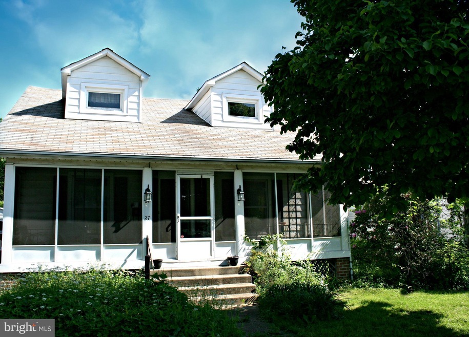 27 E Chatsworth Ave, Reisterstown, MD 21136 - photo 1