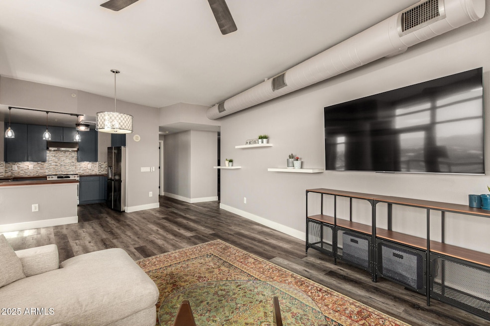 Summit at Copper Square unit 1010, Phoenix, AZ 85004 - photo 1