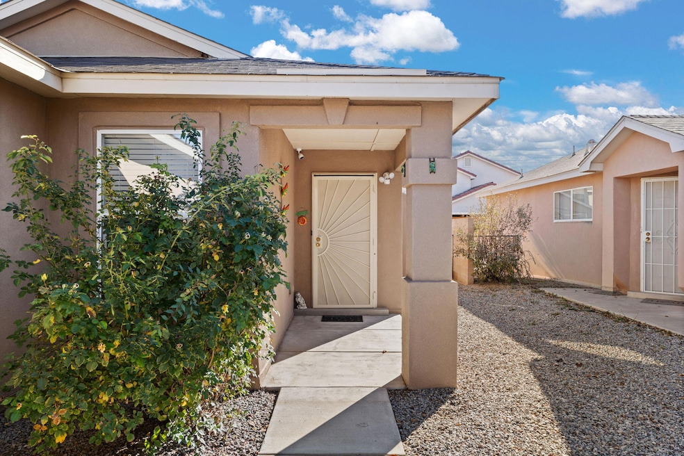 1105 Telstar Loop NW, Albuquerque, NM 87121 - photo 1