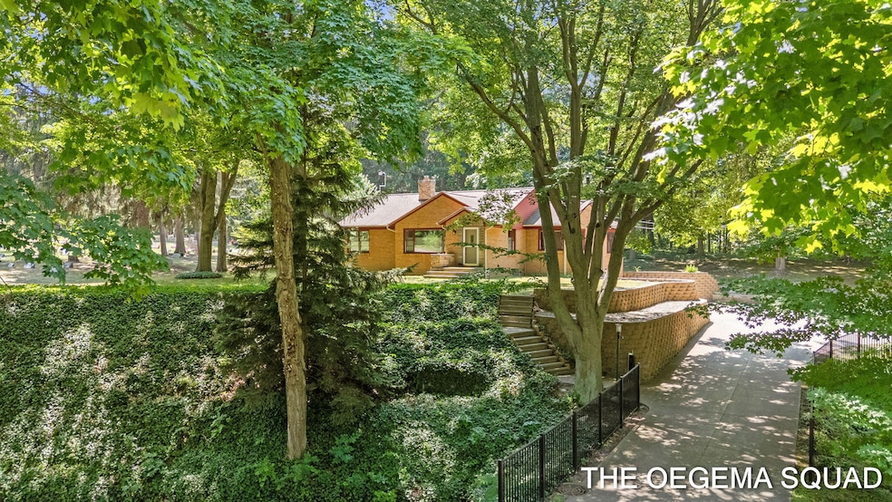14-web-or-mls-704-graafschap-rd