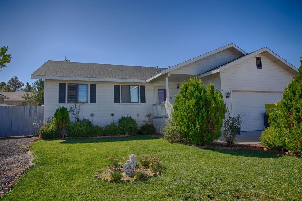 1121 N Kiaya Ln, Show Low, AZ 85901 - photo 1