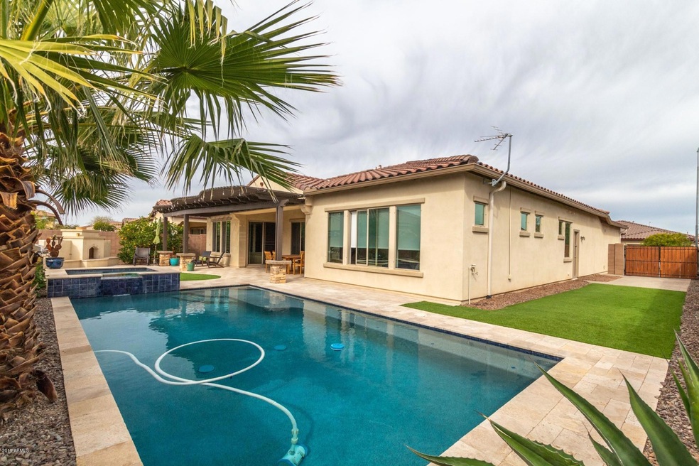 Pool & spa