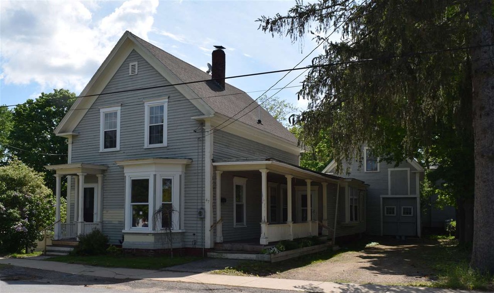 47 Winter St, Rochester, NH 03867 - photo 1