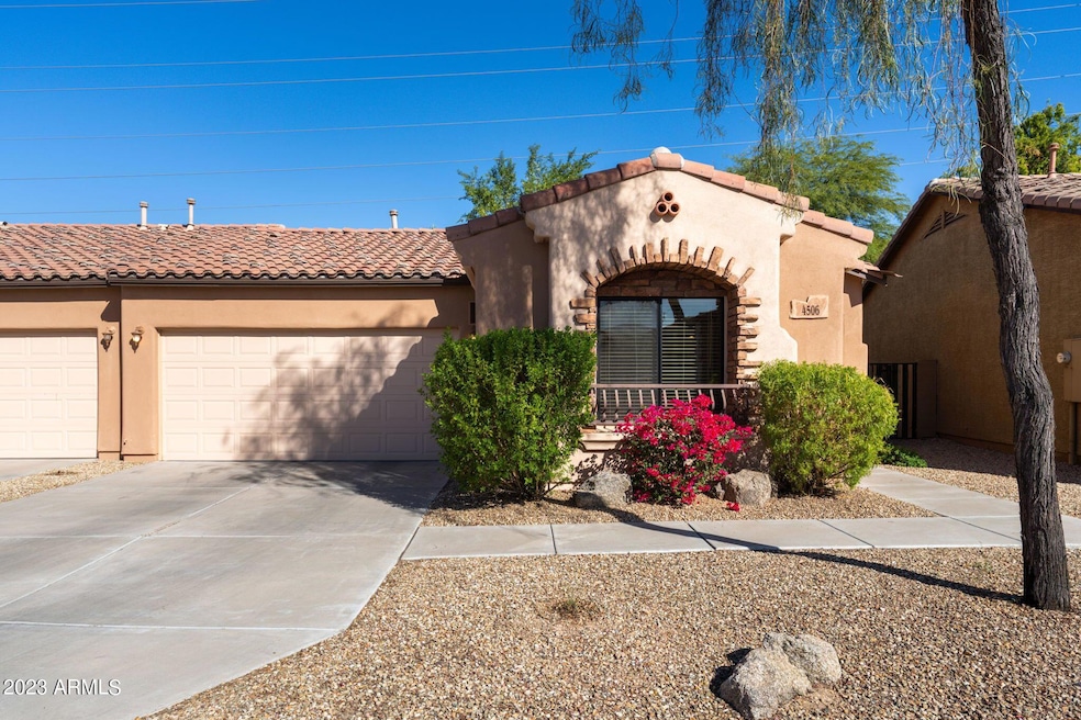 1-web-or-mls-4506-w-sophie-ln