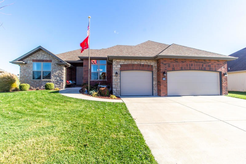 648 N Maplewood Hills Rd, Nixa, MO 65714 - photo 1