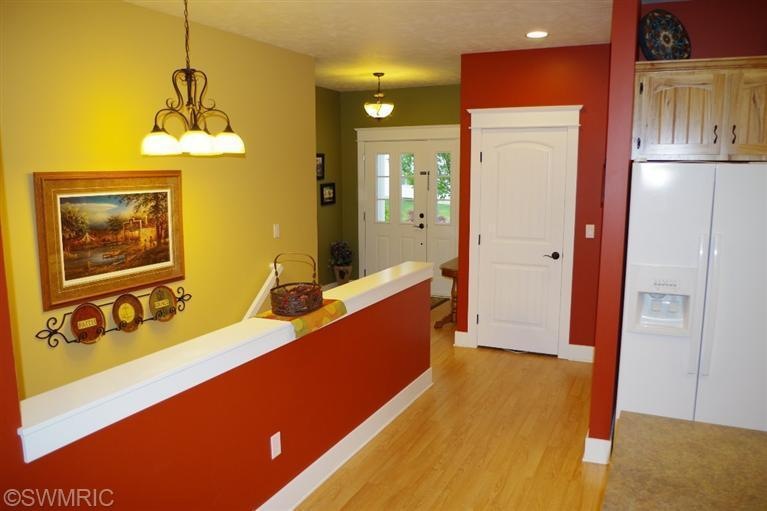 2211 Boardwalk Ct unit 2, Wayland, MI 49348 - photo 1