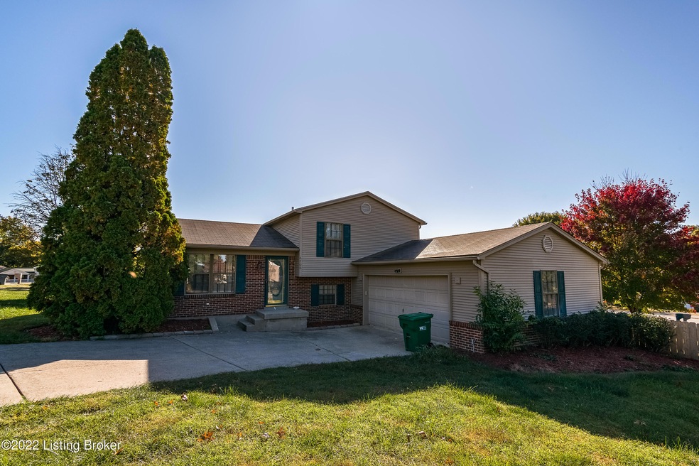 6700 William Clark Dr, Louisville, KY 40228 - photo 1