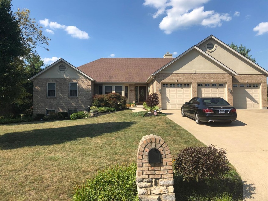 6478 Gem Stone Dr, Liberty Township, OH 45044 - photo 1