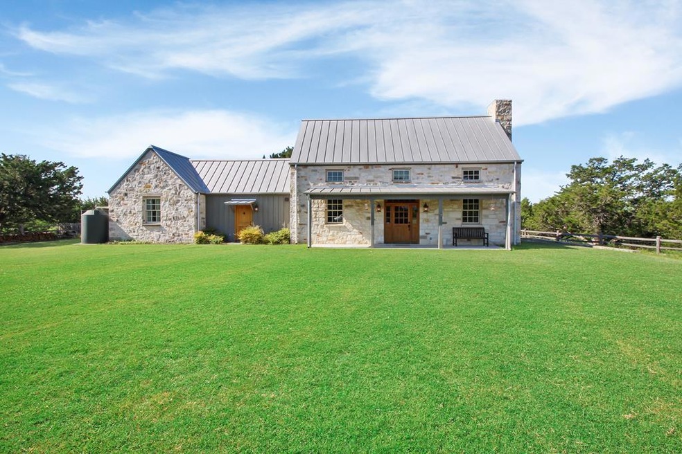 1571 Funf Kinder Rd, Fredericksburg, TX 78624 - photo 1