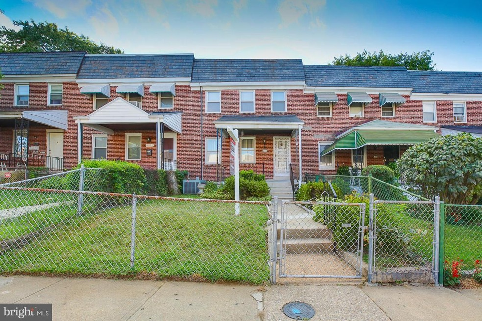 830 Lyndhurst St, Baltimore, MD 21229 - photo 1