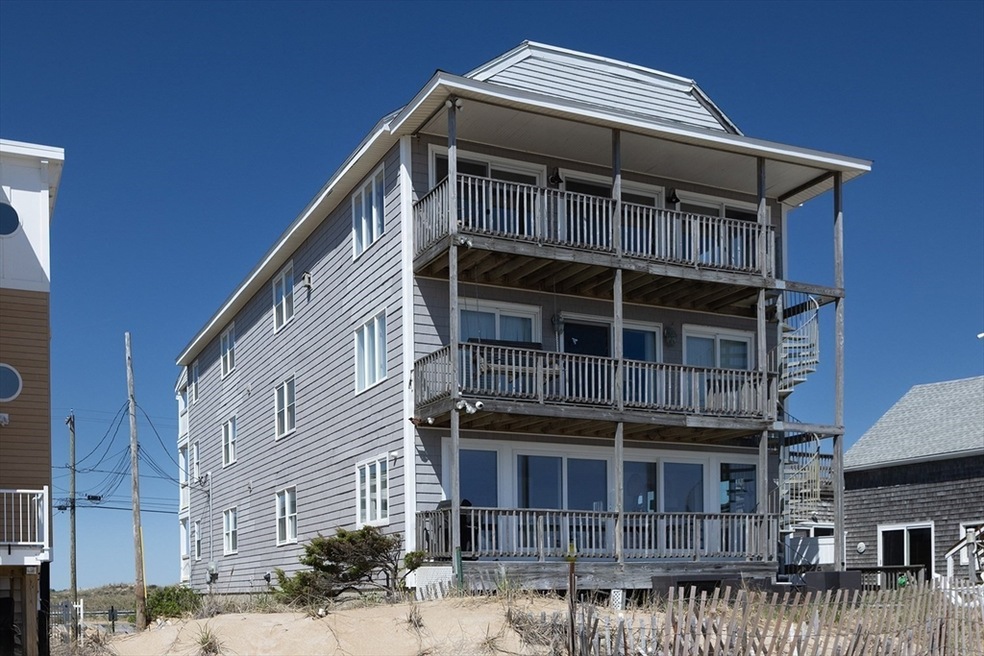 183 Atlantic Ave unit 3, Salisbury, MA 01952 - photo 1