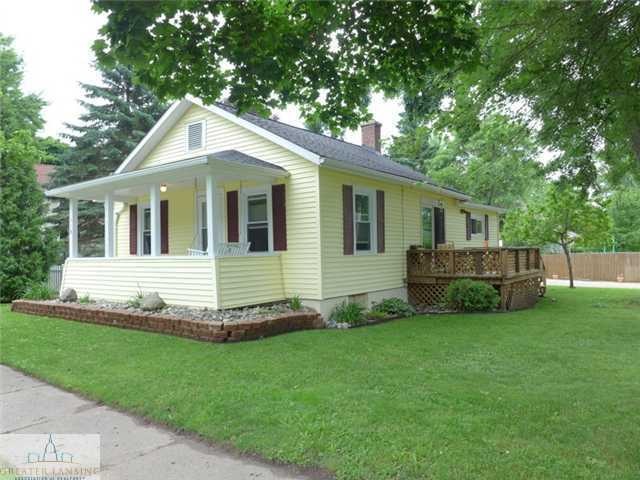 119 W South St, Grand Ledge, MI 48837 - photo 1