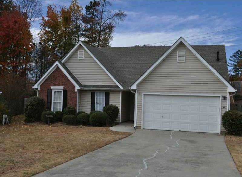 Exterior Front. Nice ranch style home in culdesac