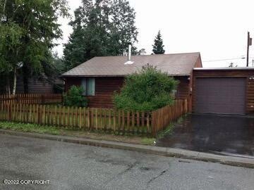 5805 Perry Dr, Anchorage, AK 99504 - photo 1