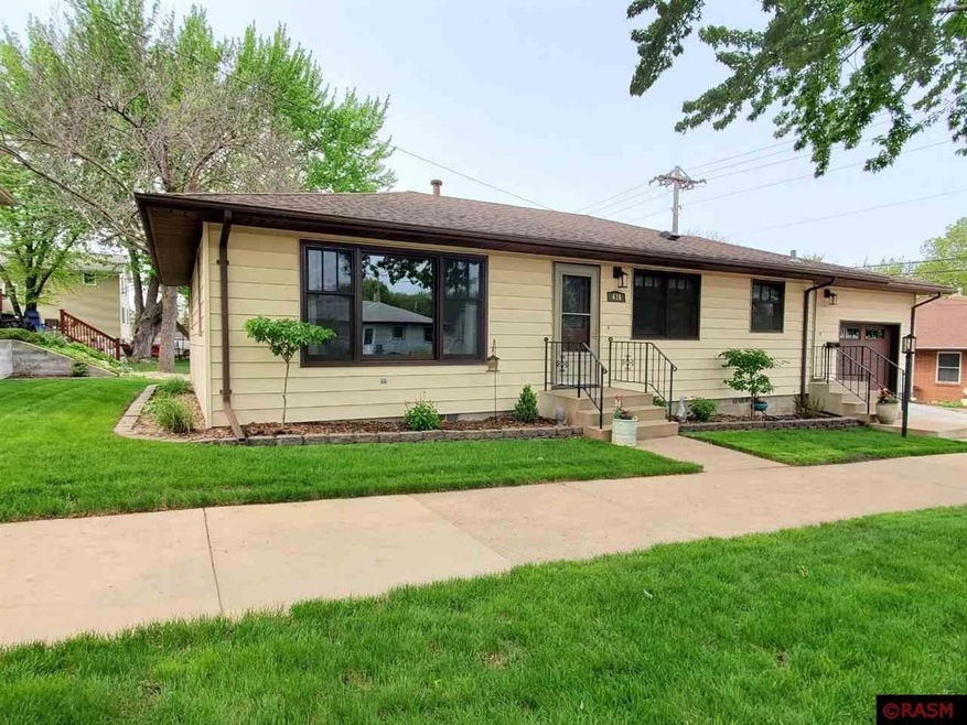 616 616 6th St N, New Ulm, MN 56073 - photo 1