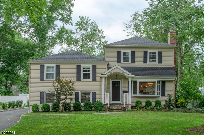 19 Valentine Rd, New Providence, NJ 07974 - photo 1