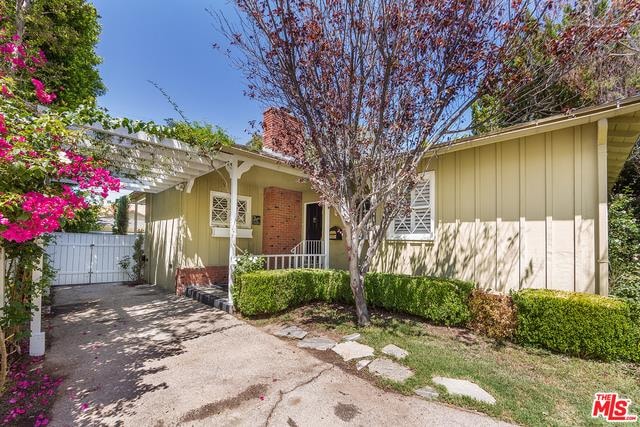 20963 Costanso St, Woodland Hills, CA 91364 - photo 1