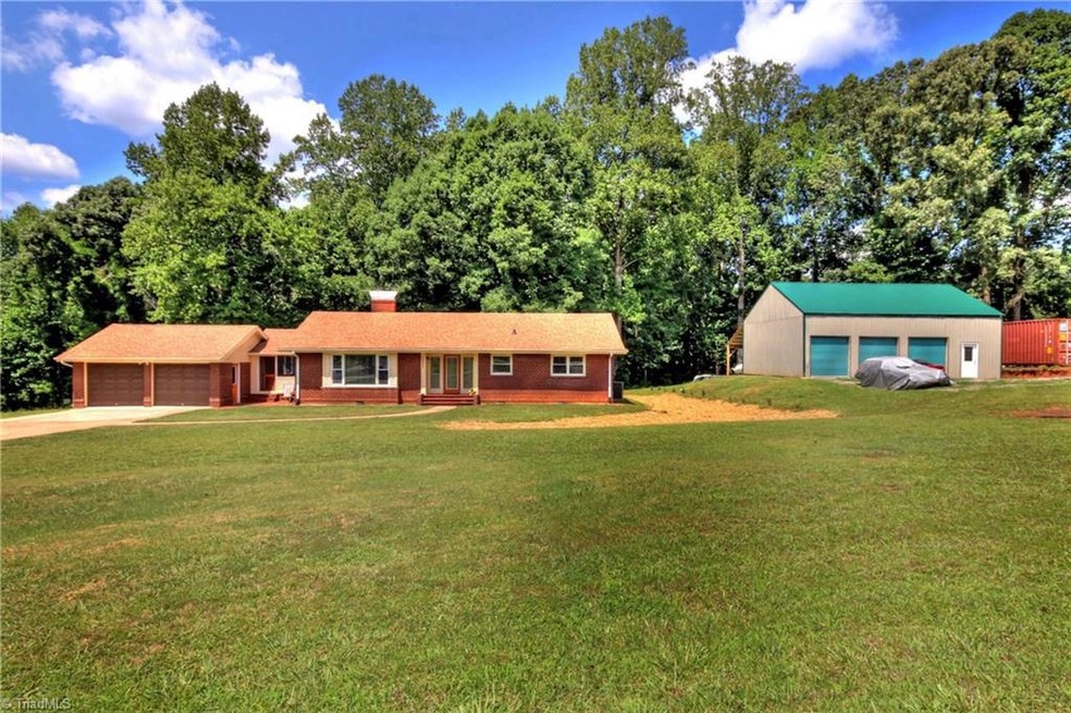2395 S Chipley Ford Rd, Statesville, NC 28625 - photo 1