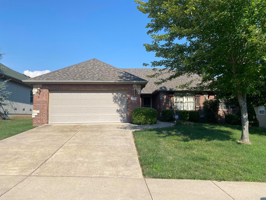 630 N Althea Ave, Nixa, MO 65714 - photo 1