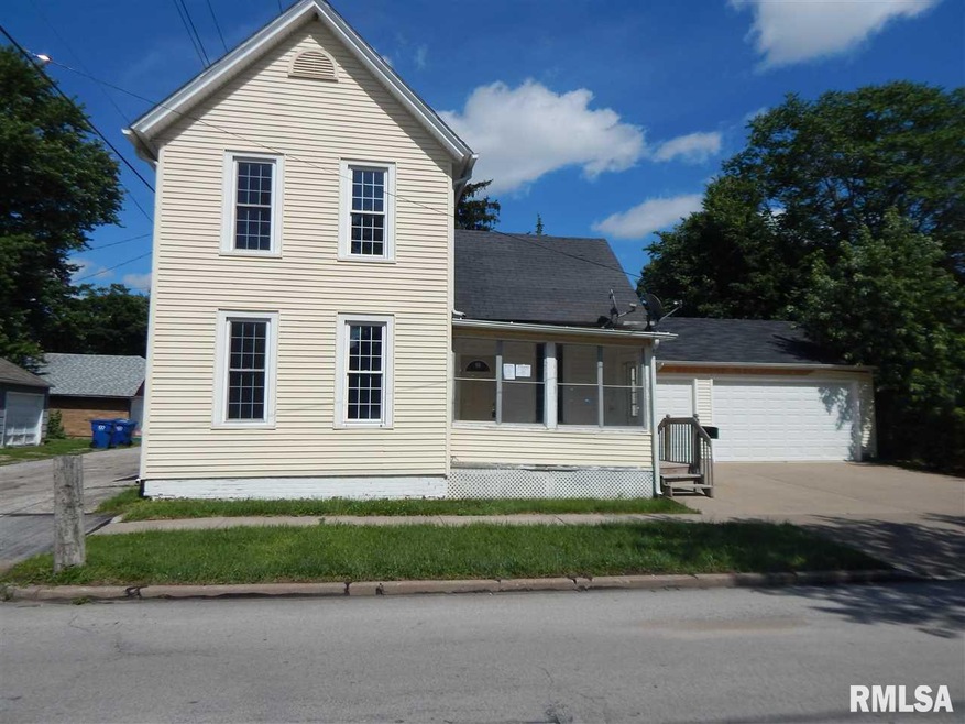 715 Fillmore St, Davenport, IA 52802 - photo 1