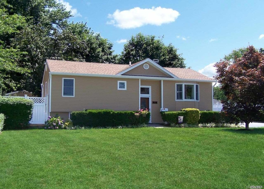 2717 Kane Ave, Medford, NY 11763 - photo 1