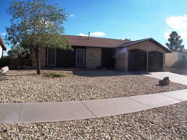 1716 Opossum Cir, Horizon City, TX 79928 - photo 1