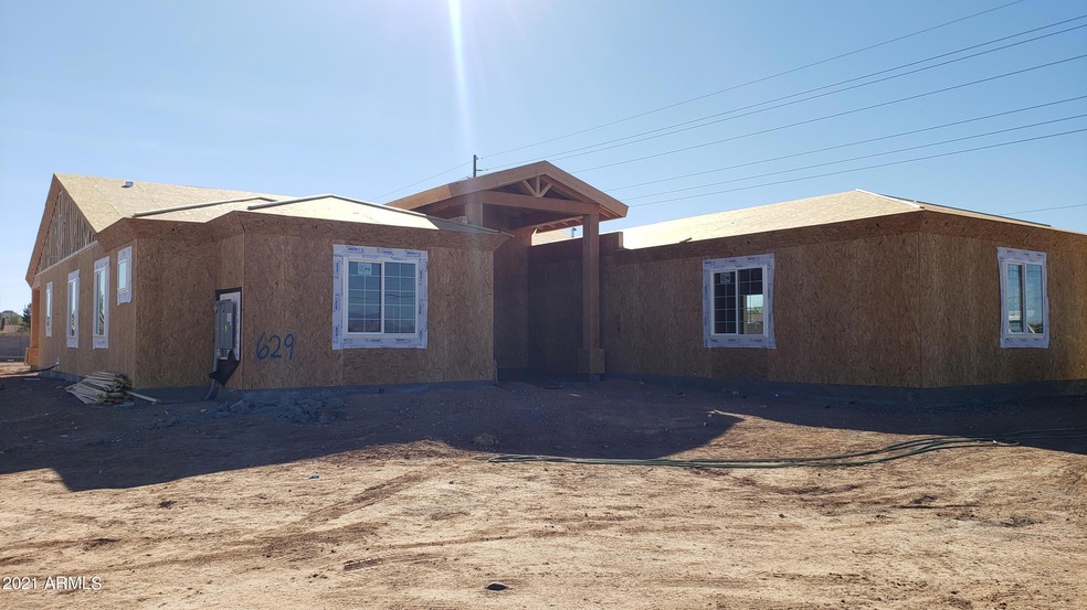 Farmhouse - Elevation 1